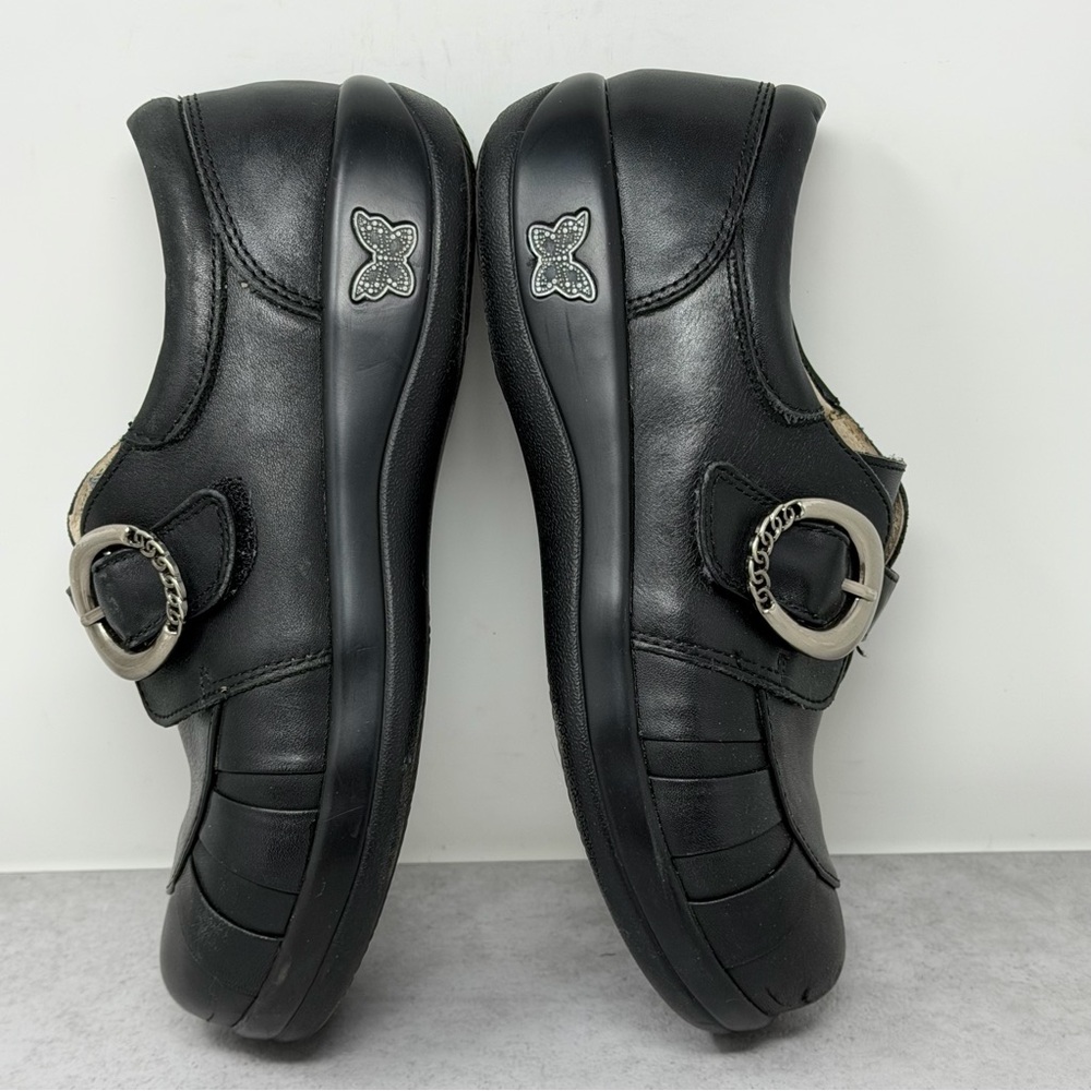 Alegria Black Leather Khloe Professional Clog with Silver Buckle EU37/US7 - Picture 7 of 11